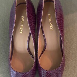 Nine West Wine Snake Skin Peep Toe Pumps